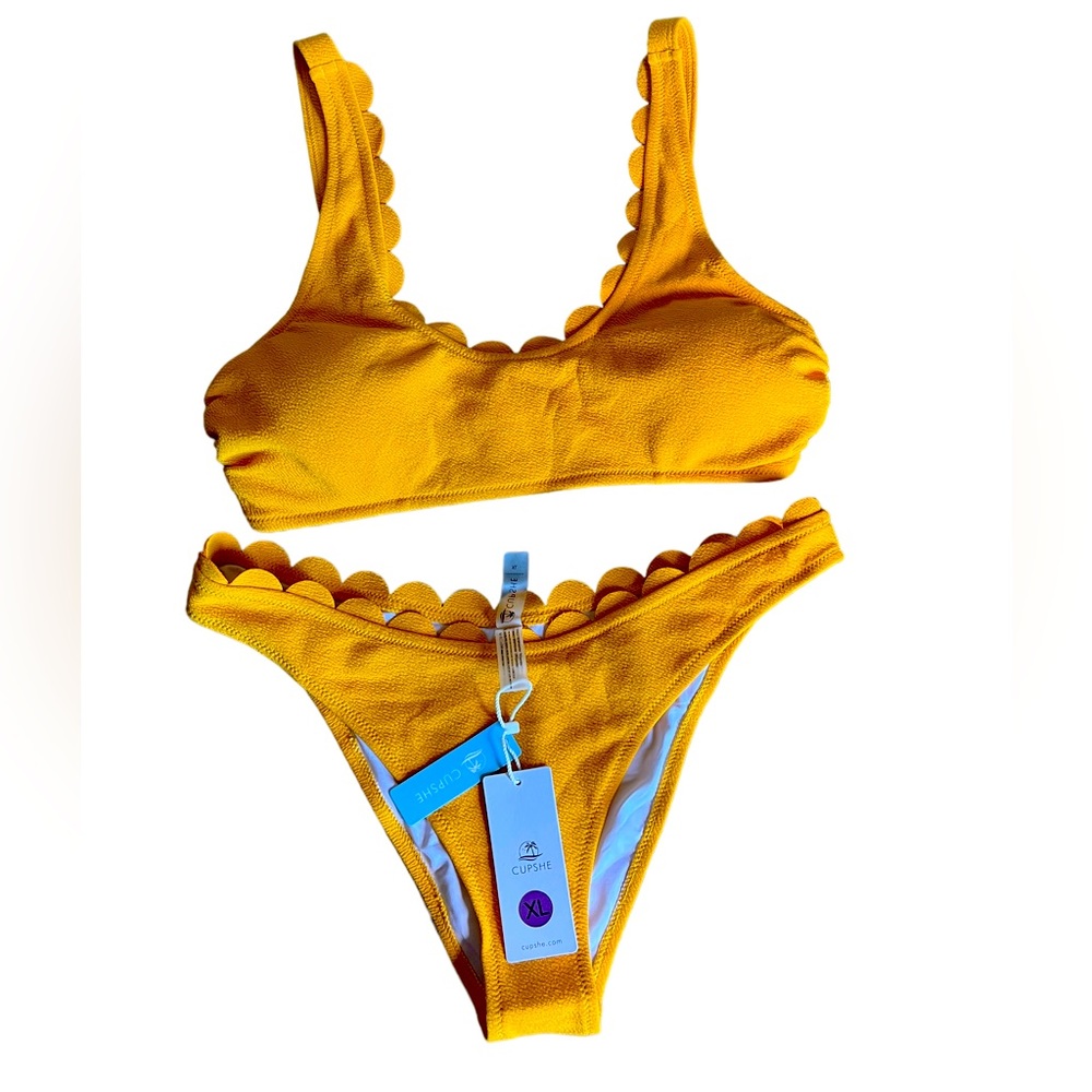 Women’s Yellow Bikini 2 Piece Set Size XL